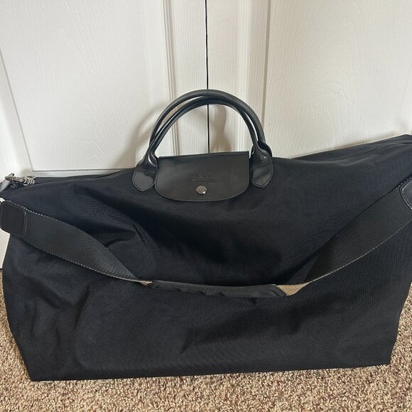 Longchamp Black Duffel Bag with Lock and Removable Shoulder Strap - Picture 1 of 5